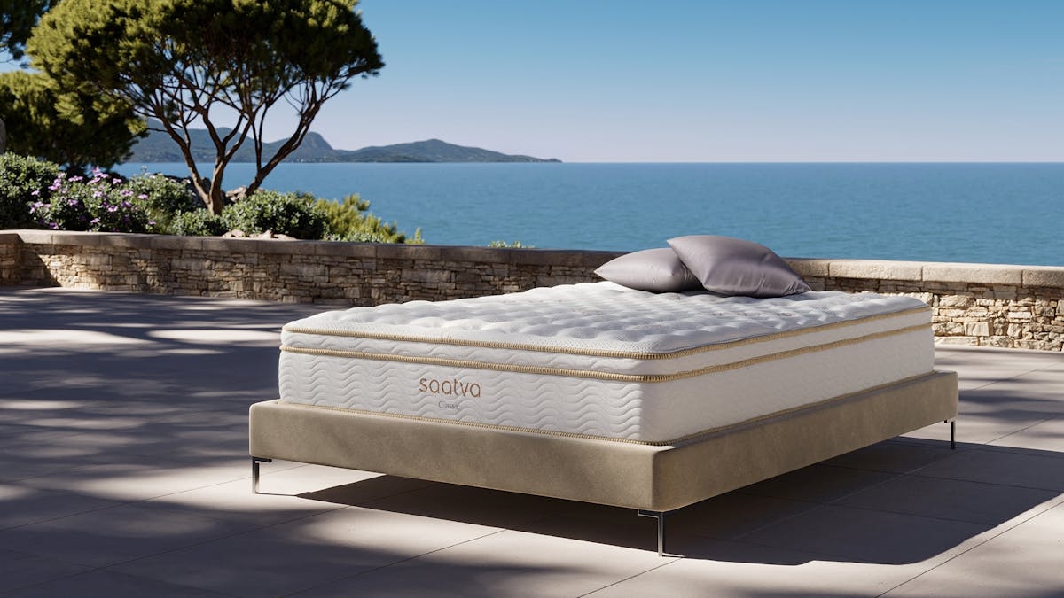 Saatva Classic Mattress Review: Luxury Innerspring With an Honest Price Story