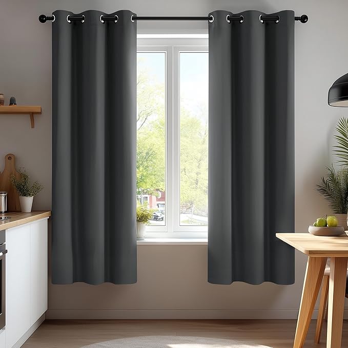 Deconovo Thermal Insulated Rod Pocket Blackout Curtains